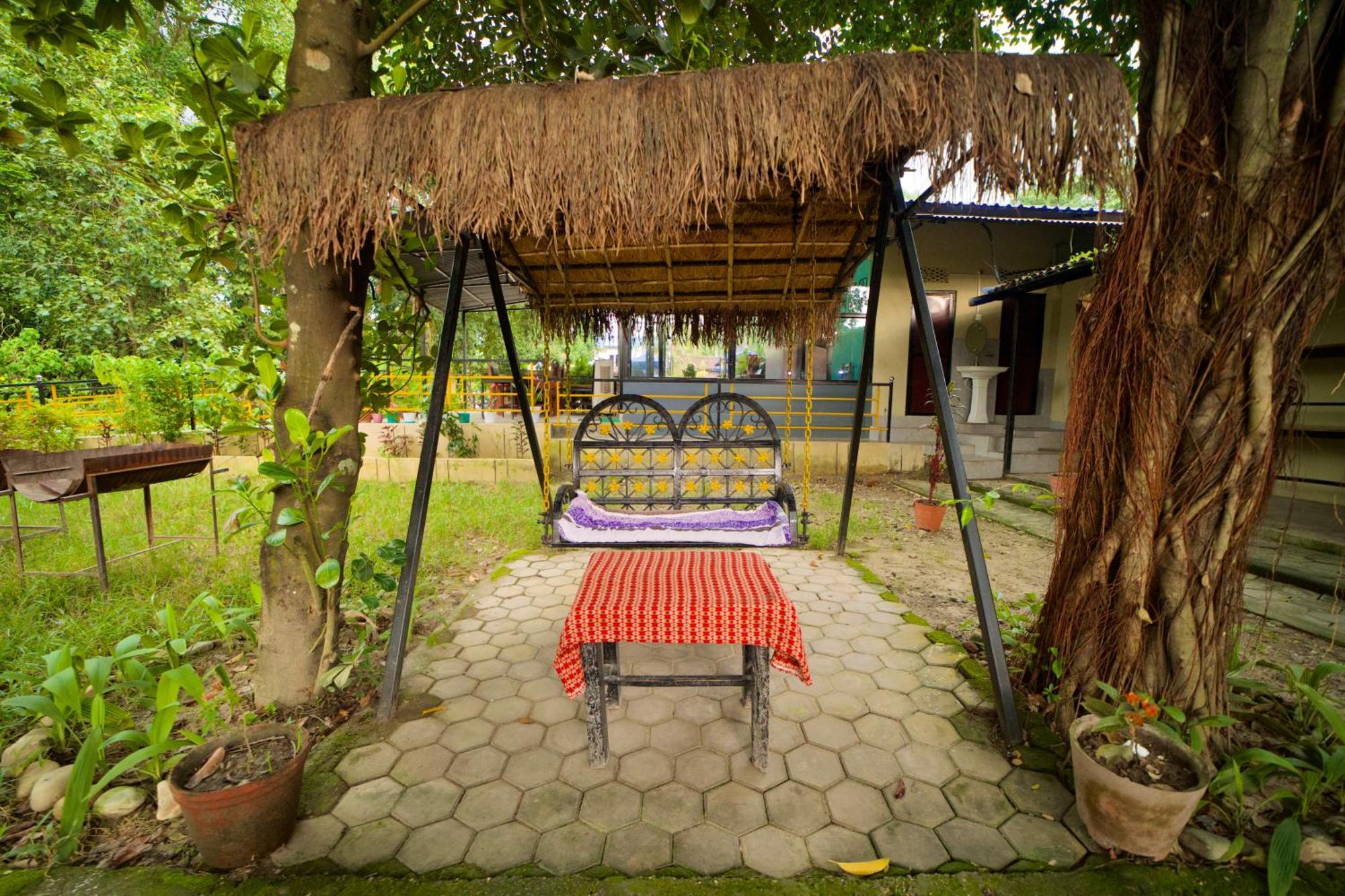 Chitwan Gaida Lodge - Animal Lovers & Birdwatchers Paradise Саураха Экстерьер фото