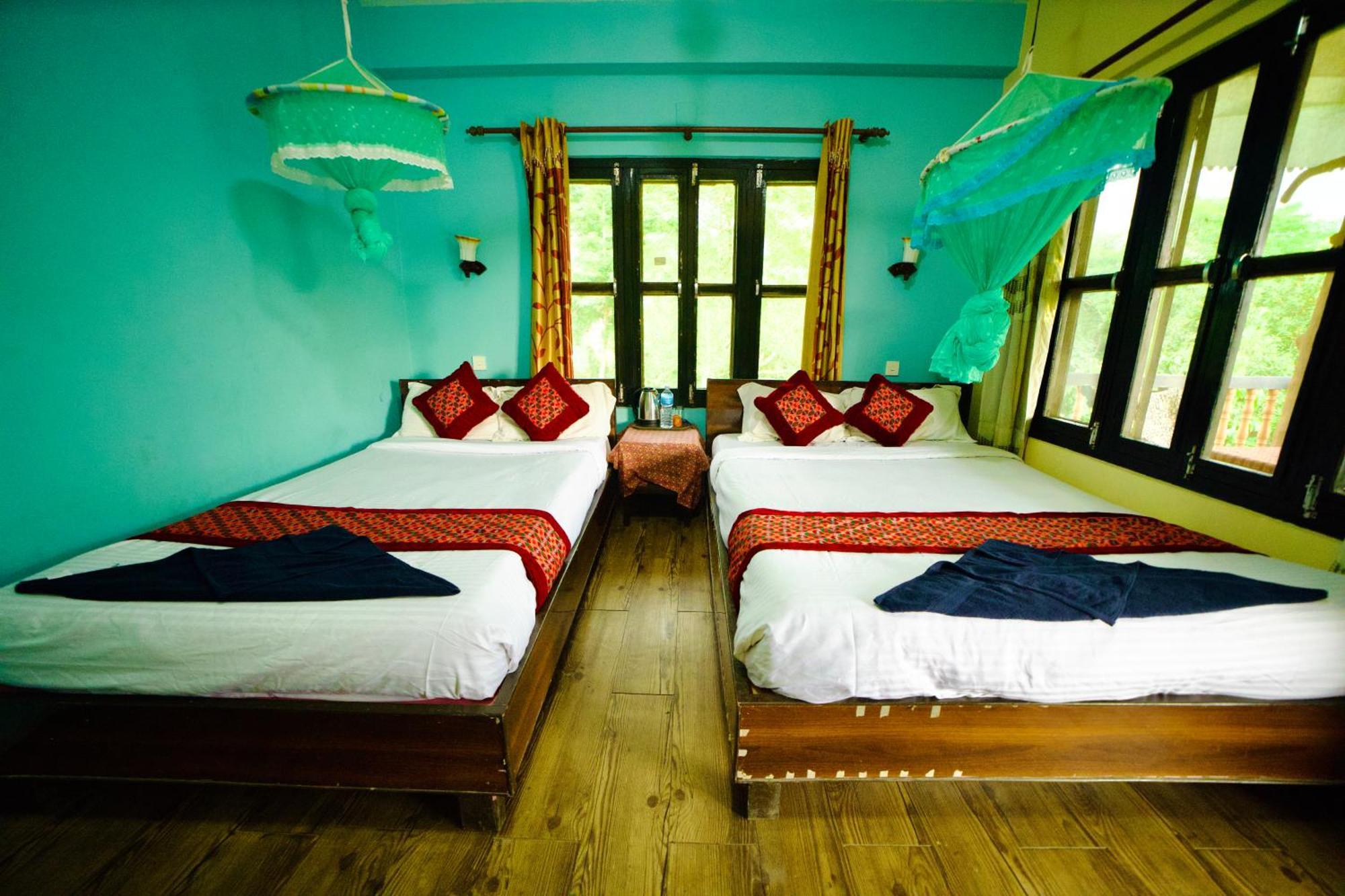 Chitwan Gaida Lodge - Animal Lovers & Birdwatchers Paradise Саураха Экстерьер фото