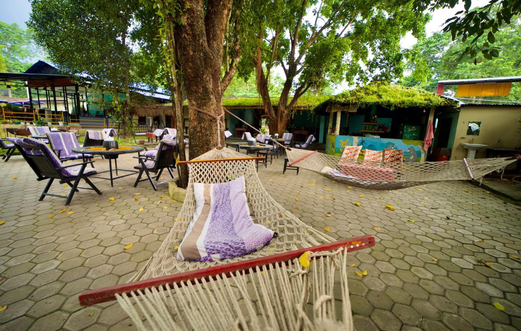 Chitwan Gaida Lodge - Animal Lovers & Birdwatchers Paradise Саураха Экстерьер фото
